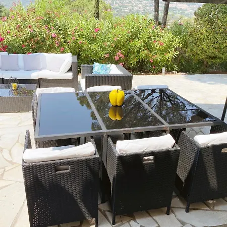 Villa Avec Piscine Privee *
